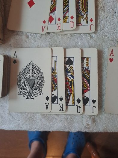Vintage playing cards,VIGSOL Tractor Oil.