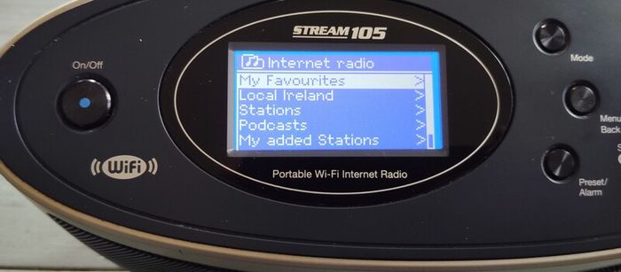 Roberts stream internet radio Like New original adapter