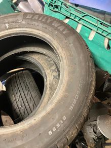 1 Tyre 215 60 16