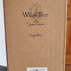 New Willow Tree figurine 'Together'