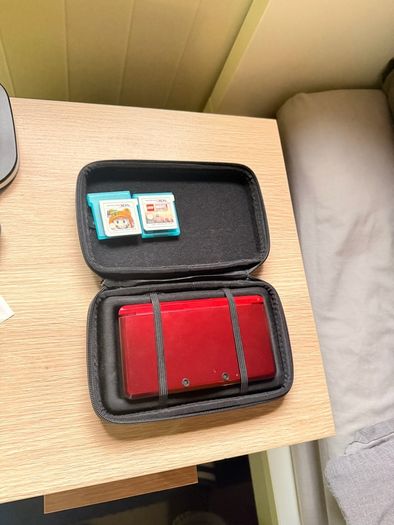 Nintendo 3DS Flame Red Bundle