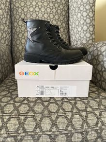 Girls' Boots