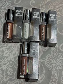 Jeffree star nude liquid eyeshadow