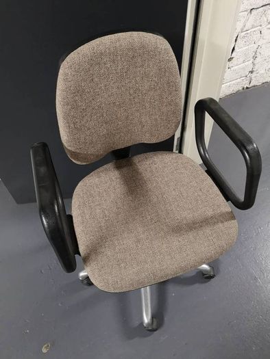Office chair by PELKO