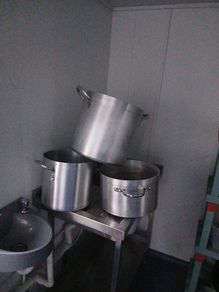 pots