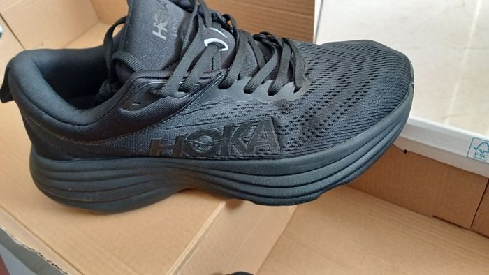 hoka runnets