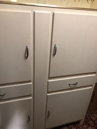 Vintage 1950's/60's Kitchen Dresser