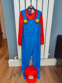 Halloween costume Mario 7-8yo