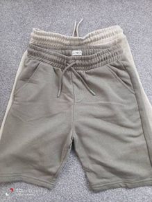 NEW.2xboy's shorts . Age 10/11