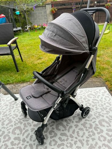 MiniUno TouchFold Compact Travel Stroller