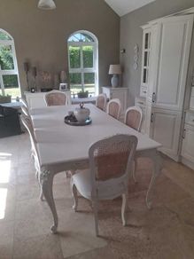 Dining Table & Chairs