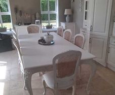 Dining Table & Chairs