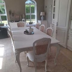 Dining Table & Chairs