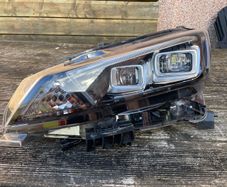 Nissan Leaf Headlight Passenger Side 2019