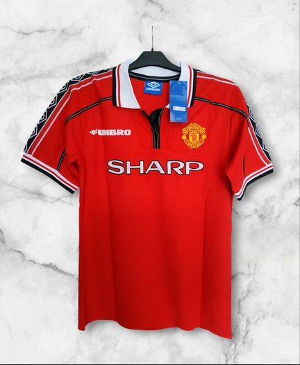 Man Utd (retro) (yorke 19) Jersey ,size : L .