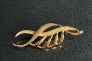 brooch