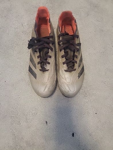 Adidas predators size 7