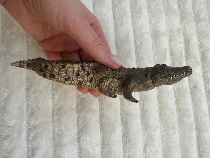 Schleich Alligator Crocodile Moveable Jaw D-73527 Used Please see photos