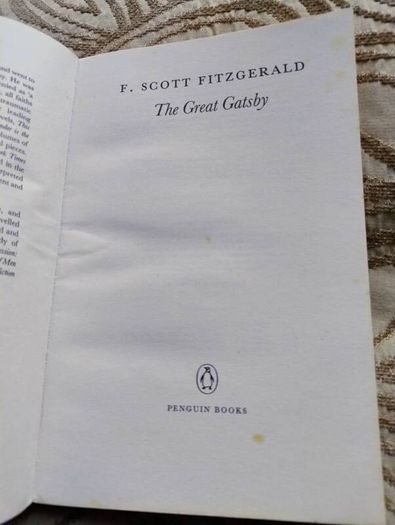 The Great Gatsby 1990 edition by F Scott Fitzgerald in very good condition FREE STANDARD POSTAGE INCLUDED
