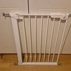 Baby security gate