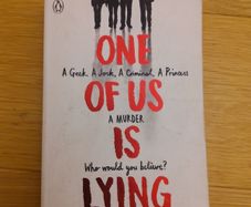 One of us is lying by Karen M .McManus