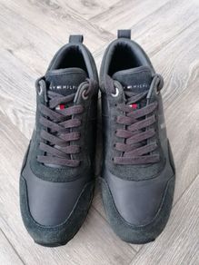 Tommy Hilfiger runners