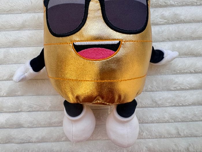 Gold Energy Drink Metallic Plush approx. 30 cm. Used Please see photos