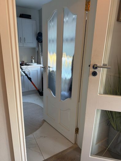 Internal doors (x3)