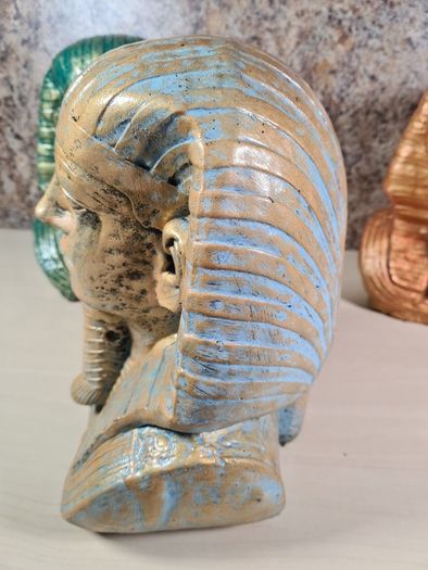 cast concrete Egyptian Pharoah Tutankhamun King Tut statue indoor outdoor ornament garden patio porch conservatory