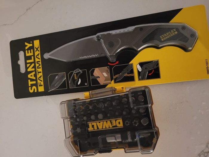 Bit set & knife