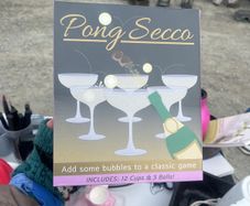 beer pong/ Pong Secco