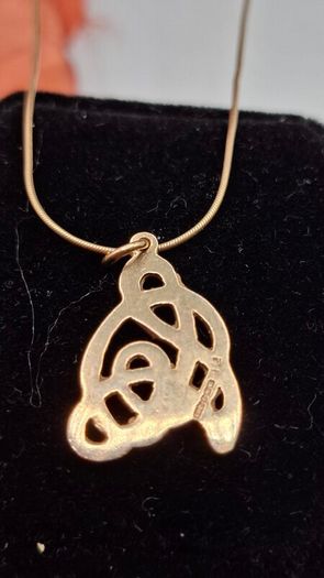 9ct  yellow gold necklace
