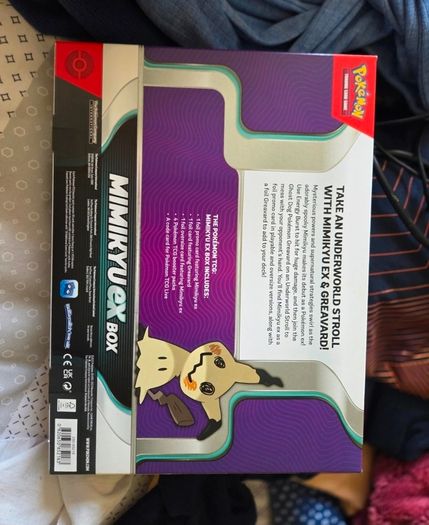 Mimikyu ex box Pokemon Sword and Shield