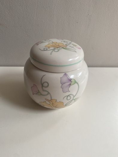 Sweet pea  Adam's England vintage ginger jar