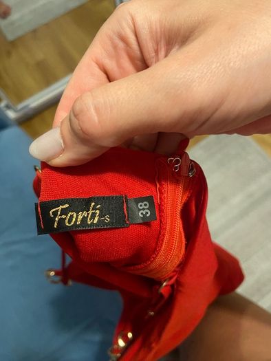 red dress size S