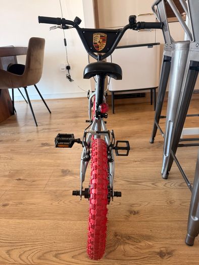 Kids bike