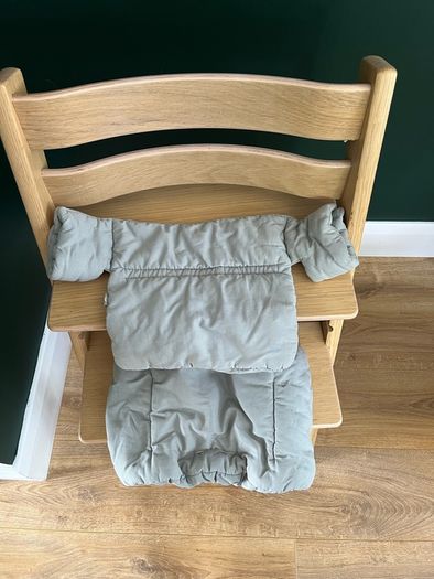Stokke Tripp Trapp Highchair with Newborn Insert