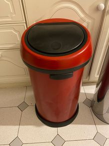 Curver 40 Litre Metal Effect One Touch Deco Bin.