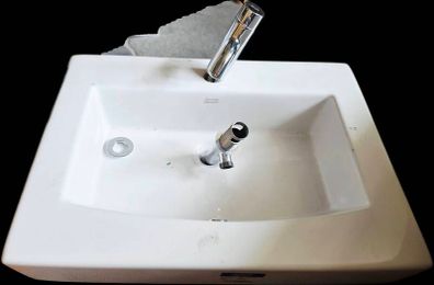 sonoma square sink
