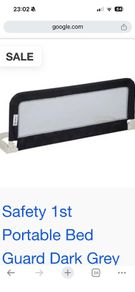 Portable bed guard