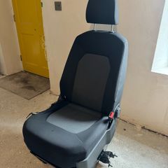 VW Crafter Drivers Seat 2017+