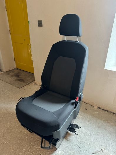 VW Crafter Drivers Seat 2017+