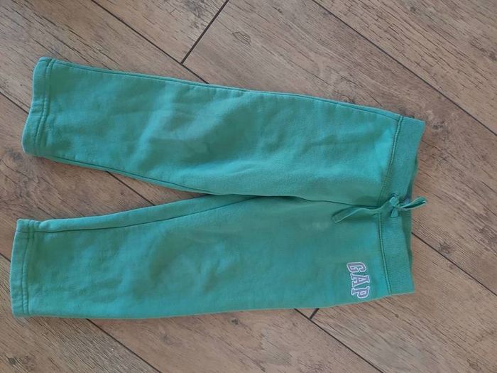 Boys GAP joggers size 4 years