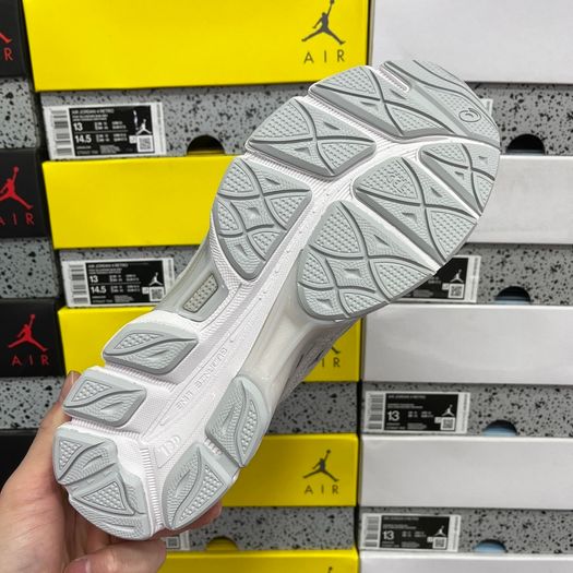 Brand New Men's Gel Asics