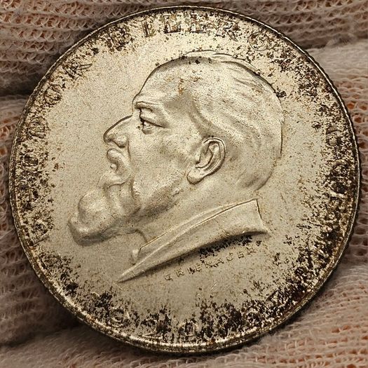 Austria Silver 1929 2 Shillings Theodor Billroth Beautiful Uncirculated Toned