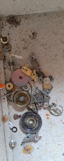 Lot of 60 Ladies Wrist movements incl: Rolex Unicorn Prima