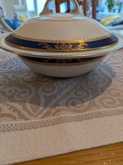 Royal Grafton Viceroy fine bone china dinner set