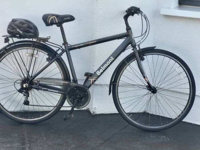 Gents Bike Good Condition Helmet Included