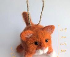 Handmade Woollen Red Cat Charm/ Xmas Decor