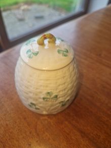 beleek basket weave & shamrock sugar bowl/ jam pot
